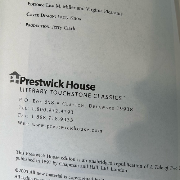 A Tale of Two Cities by Charles Dickens A Classic 366 pages. Great Condition - Picture 6 of 6